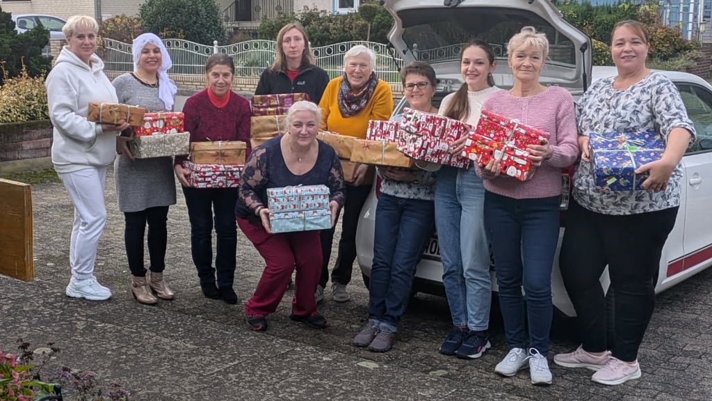 Insgesamt 80 dieser Spendenboxen haben die Freiwilligen aus Velpke und Oebisfelde zusammengestellt.