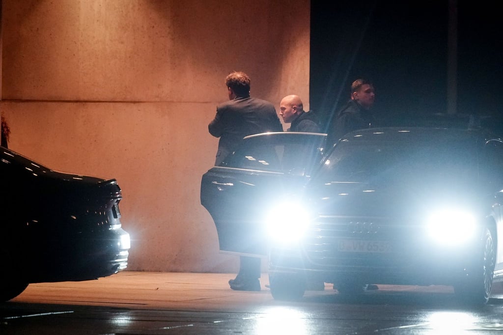 Licht ins Dunkel wollen die Koalitionsspitzen am Morgen bringen, hier SPD-Chef Lars Klingbeil.