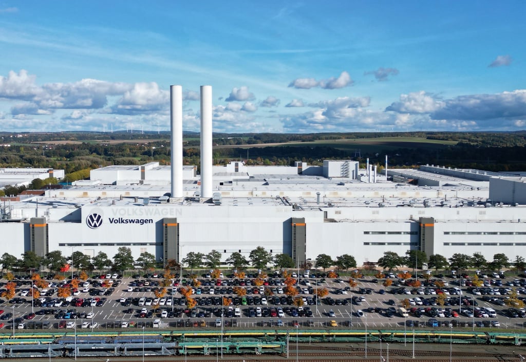 Volkswagen Sachsen begeht dieses Jahr sein 35. Jubiläum. Welche Zukunft hat die Fahrzeugproduktion in Zwickau? (Archivbild)