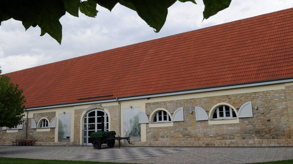 In der Festscheune in Röblingen finden die Sitzungen des Gemeinderates des Seegebiets Mansfelder Land statt.