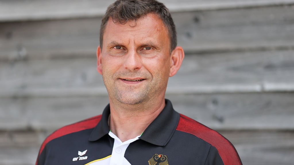 Thomas Apel, Bundestrainer Kajak, ist nun zum Cheftrainer des Slalomkanuten befördert worden. (Archivbild)