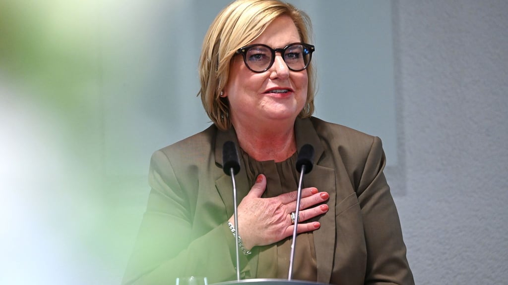 Eva Högl ist nun Mitglied des Bremer Senats. Sie wird im kleinsten Bundesland Senatorin für Inneres und Sport.