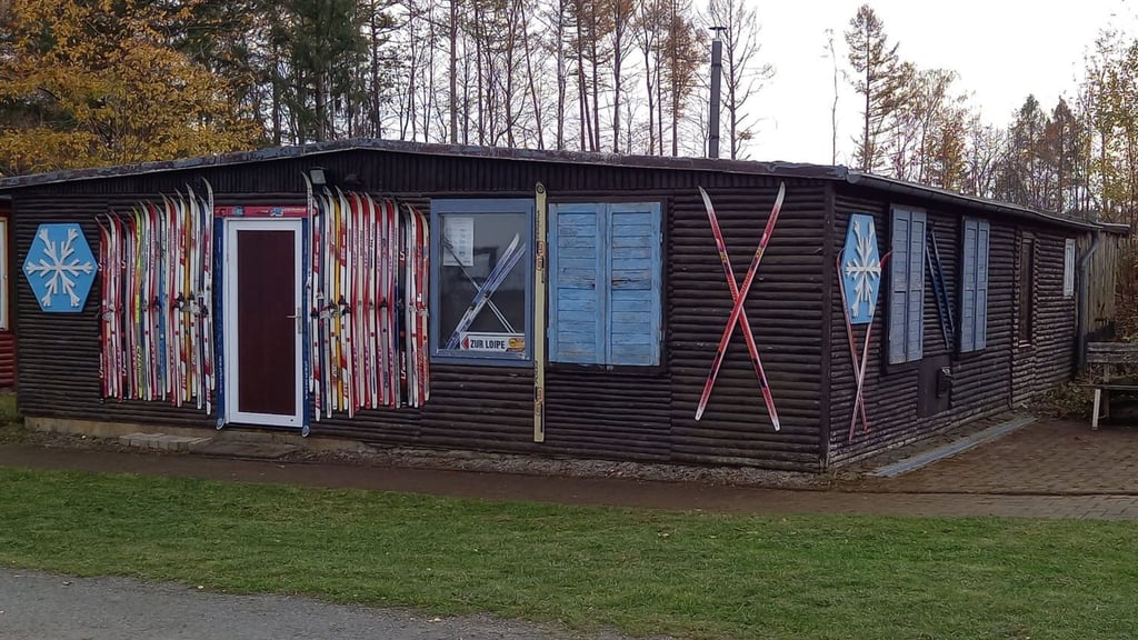 Muss erneuert werden: Der Vereinsbungalow des WSV Benneckenstein von 1909.