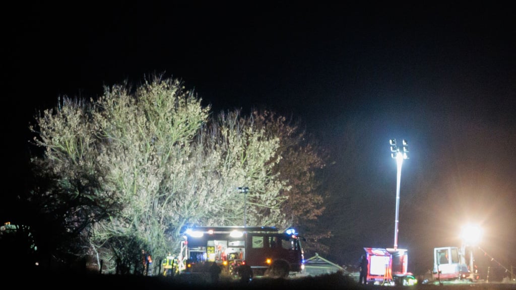 Die Feuerwehr war bis in die Nacht im Einsatz.