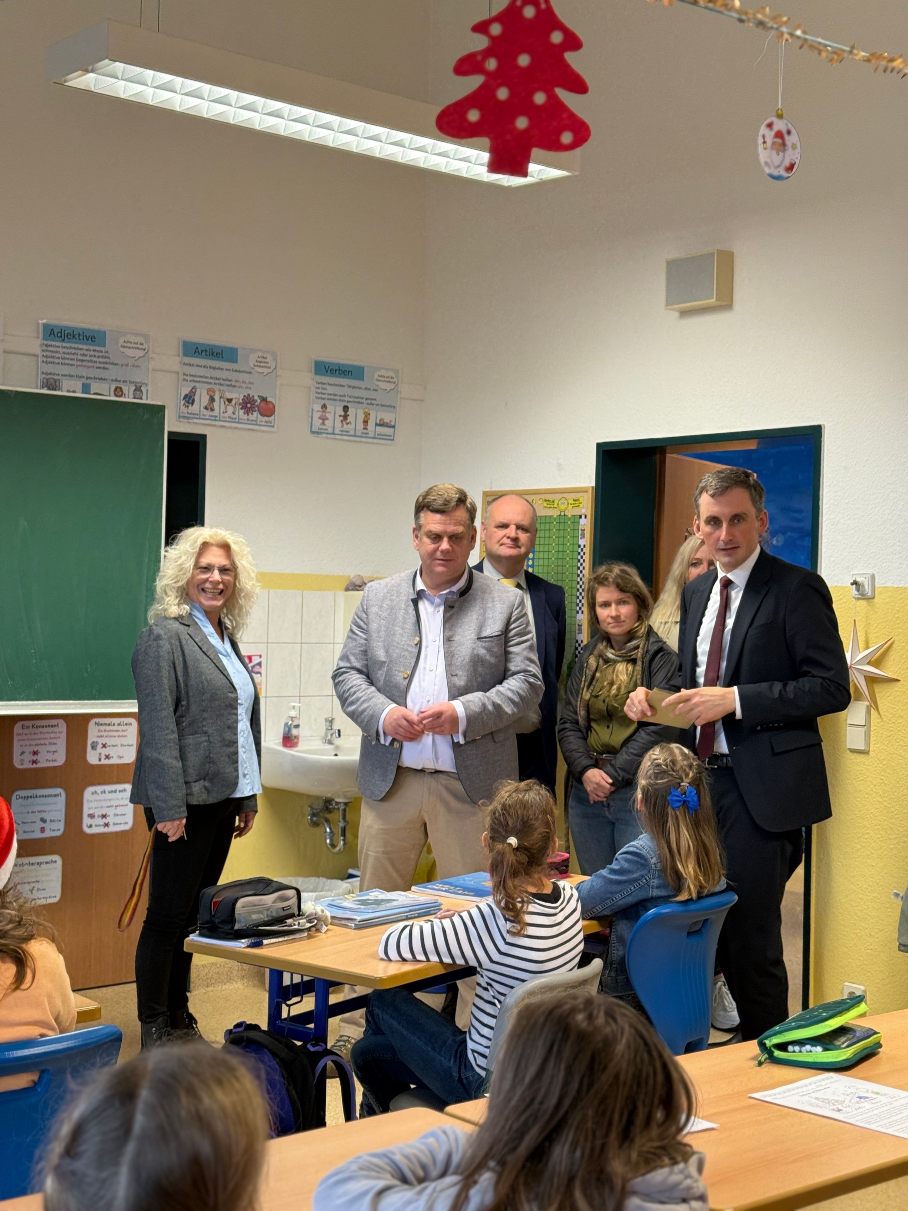 Bildungsminister besucht Harzer Schulen: Wachsender Bedarf an Schulsozialarbeit: Wo die Schulleiterinnen im Stadtgebiet Osterwieck die Politik in der Pflicht sehen