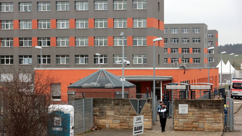 In der Zentralen Anlaufstelle für Asylbewerber in Halberstadt kam es zu einer Massenschlägerei.