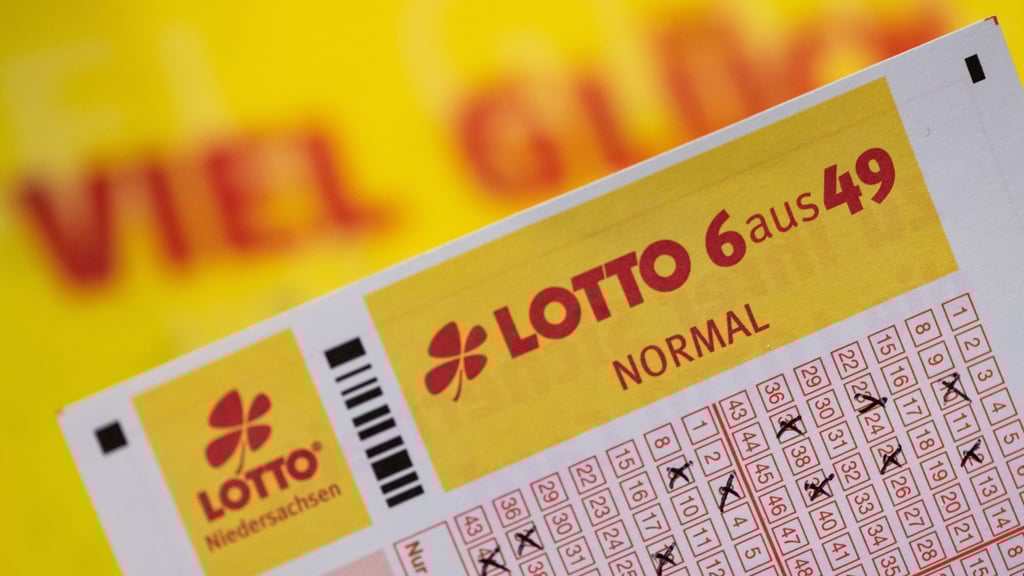 Ein Glückspilz aus dem Landkreis Peine hat über 2,8 Millionen Euro im Lotto „6 aus 49“ gewonnen. (Symbolbild)