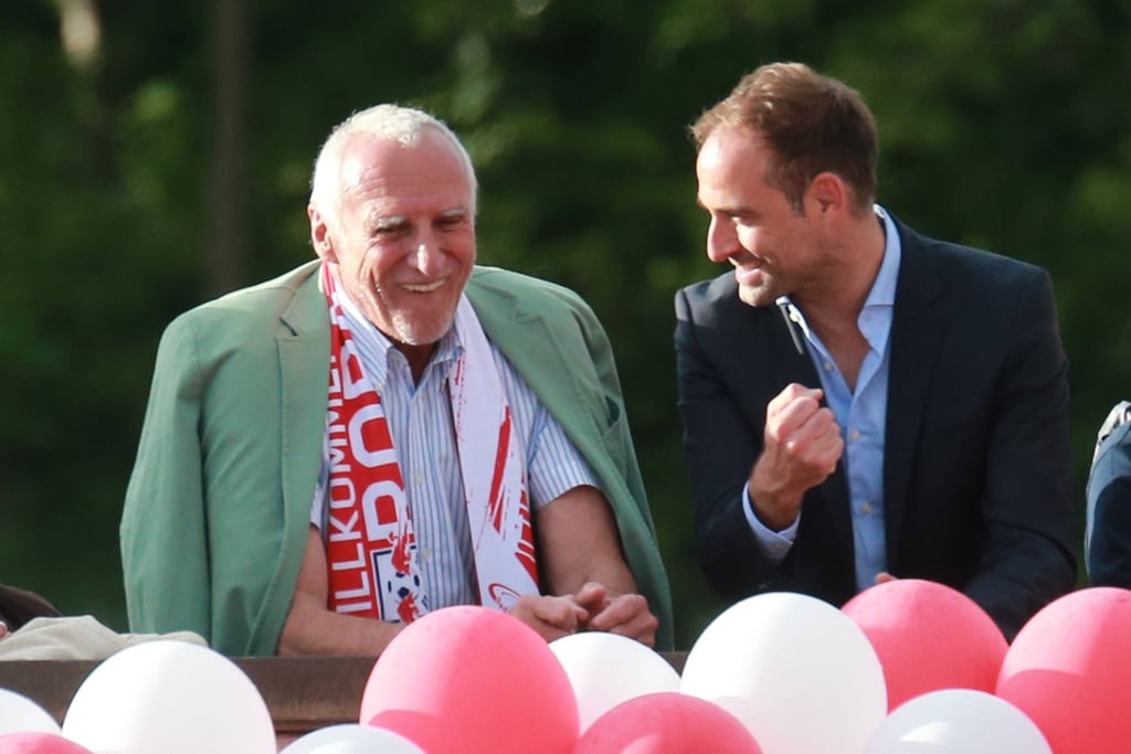 Der frühere Rangnick-Berater Oliver Mintzlaff mit Red-Bull-Gründer Dietrich Mateschitz