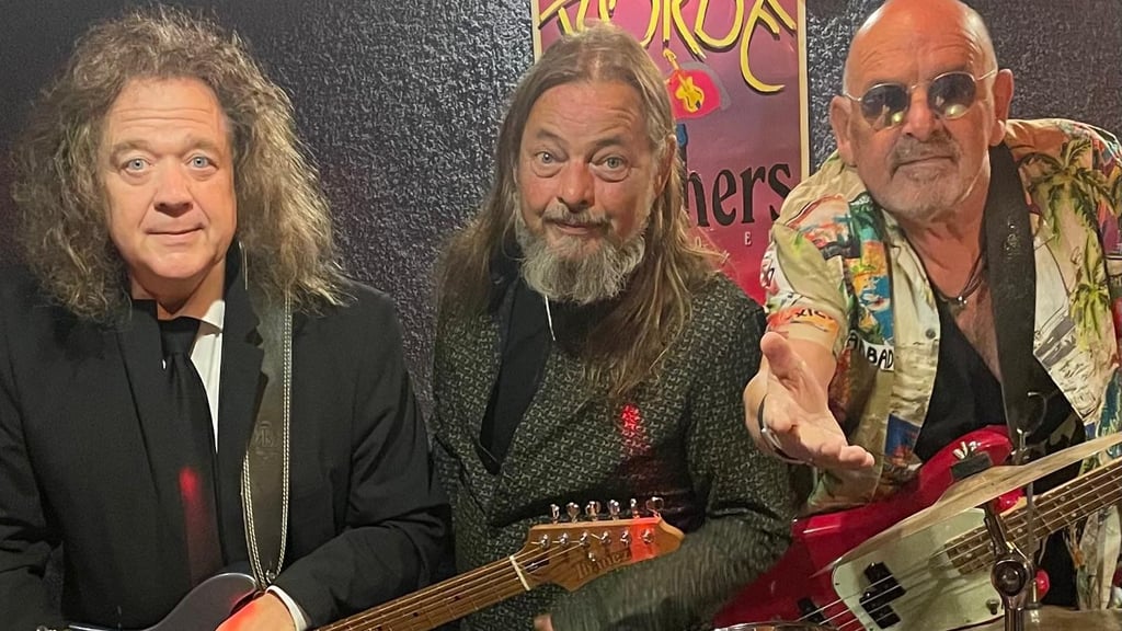 Die "Spicy Tomatoes" stellen in Magdeburg neue Songs vor.