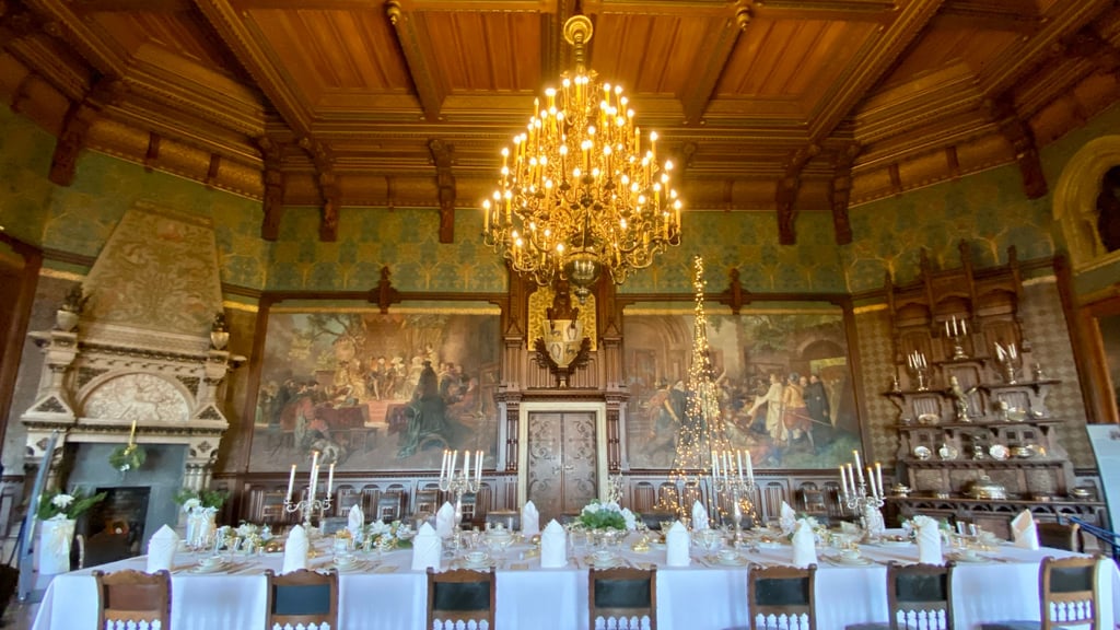 Wer sich einmal als Gast einer fürstlichen Weihnachtsfeier fühlen möchte, erhält dazu auf dem Wernigeröder Schloss Gelegenheit.