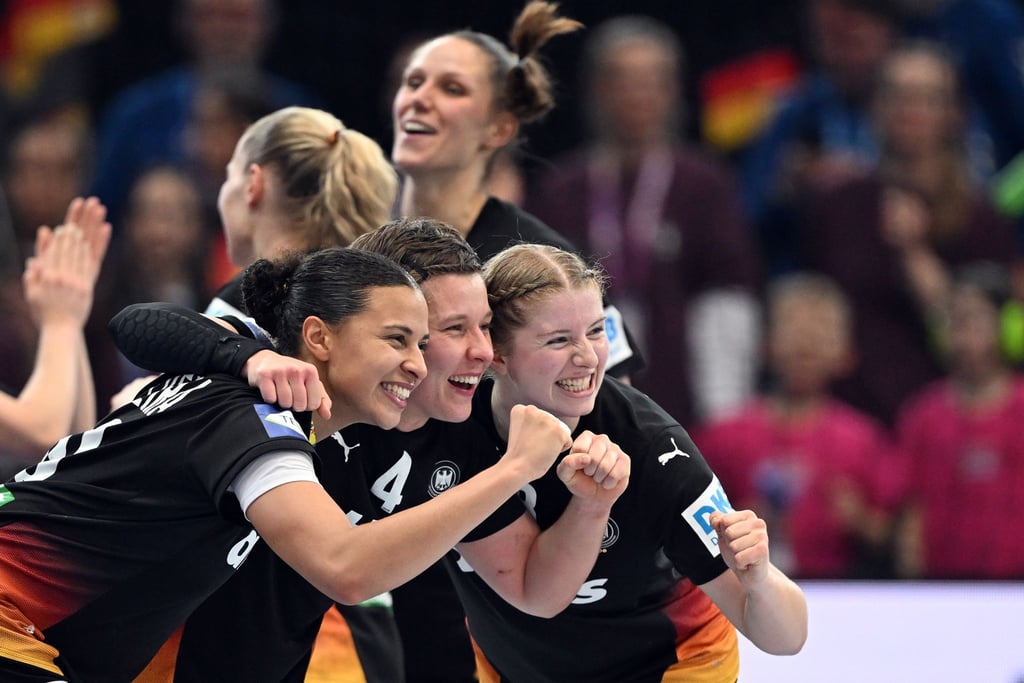 Für die deutschen Handballerinnen ist der Halbfinaleinzug schon ein Erfolg.