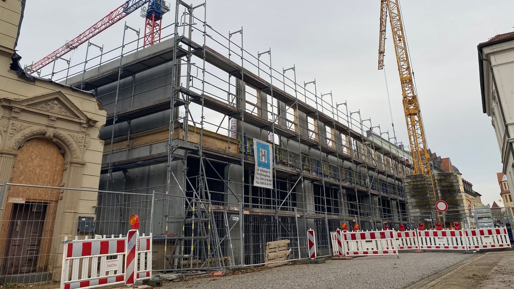 Die Sperrung der Magdeburger Straße in der Haldensleber Innenstadt wird noch einmal verlängert. 