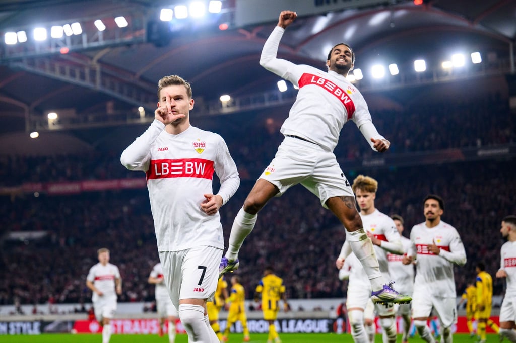 Das L zum Jubel war ein Gruß an seine Frau.