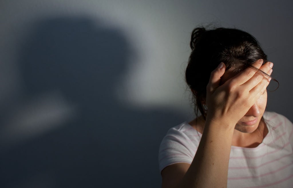 Konzentrationsschwierigkeiten, innere Unruhe und Stimmungsschwankungen können Warnzeichen von ADHS sein.