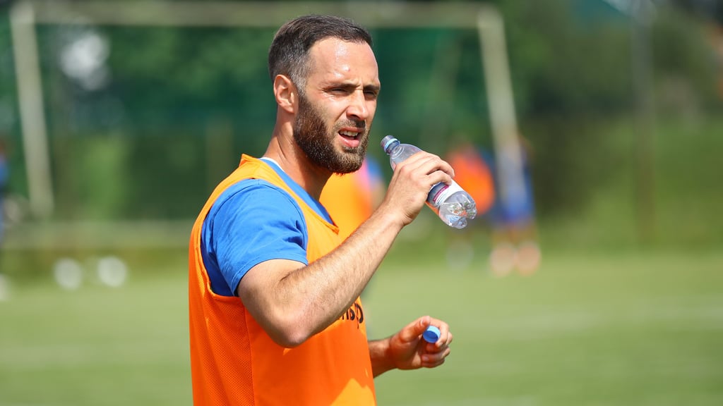 Christopher Handke spielt in Dresden erstmals für die Legendenmannschaft des 1. FC Magdeburg.