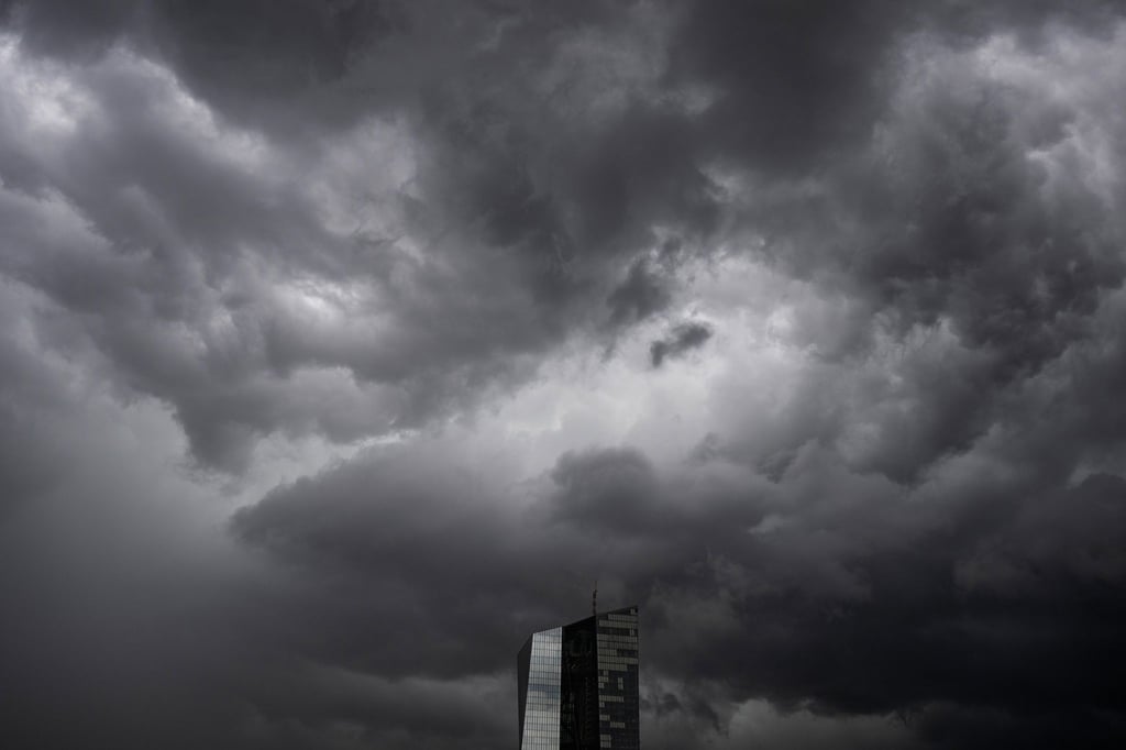 Die Bankenaufsicht der Europäischen Zentralbank (EZB) nimmt regelmäßig die Krisenfestigkeit großer Banken im Euroraum unter die Lupe. (Symbolbild)