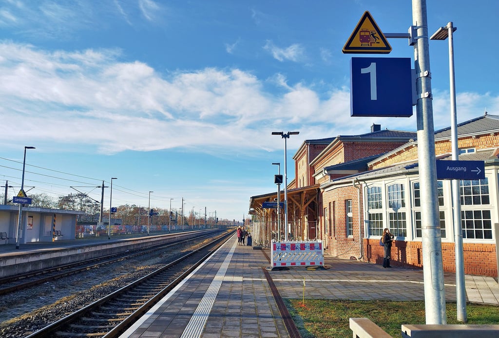 Ab Januar bleibt der neue Bahnsteig in Gardelegen erstmal leer – und zwar mindestens für ein Jahr. 