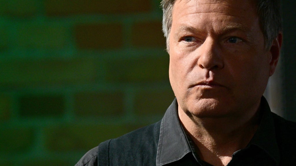 Die Staatsanwaltschaft Dresden stellt nach Zahlung einer Geldauflage das Verfahren gegen Robert Habeck endgültig ein. (Archivbild)