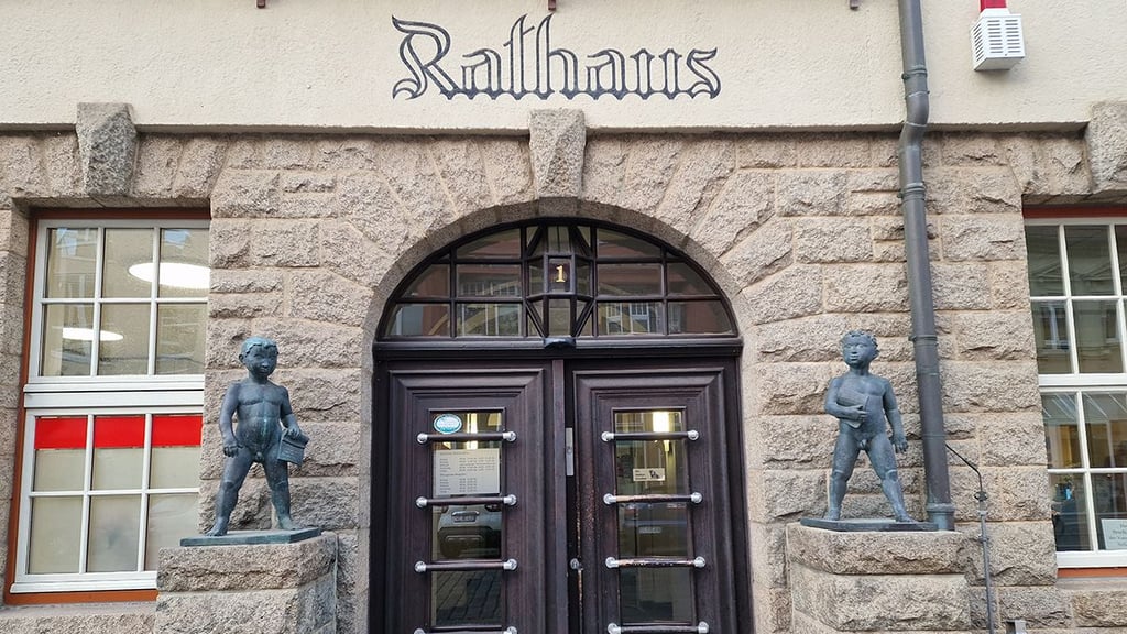 Im Rathaus von Aschersleben gab es zeitweise nur noch zwei Beamte - obwohl die Stadt für 22 Stellen Pensionsrückstellungen zahlte.