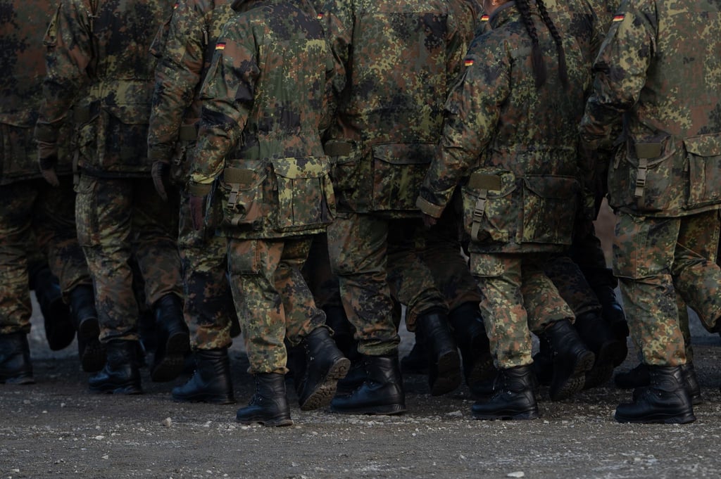 Eine Wehrpflicht ist aus Sicht der Linken „ein unzumutbarer Eingriff in die persönlichen Freiheitsrechte junger Menschen“. (Symbolbild)
