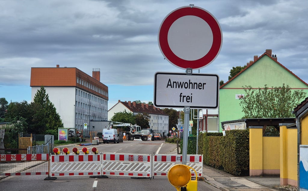 Die Sanierung der Holzstraße in Burg erfolgt unter einer Vollsperrung der Straße.