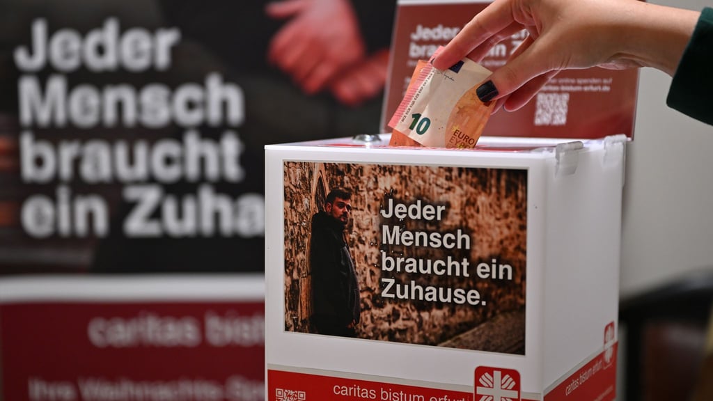 Für Sozialverbände wie die Caritas ist die Adventszeit wichtigste Zeit des Jahres für Spenden. (Symbolbild).
