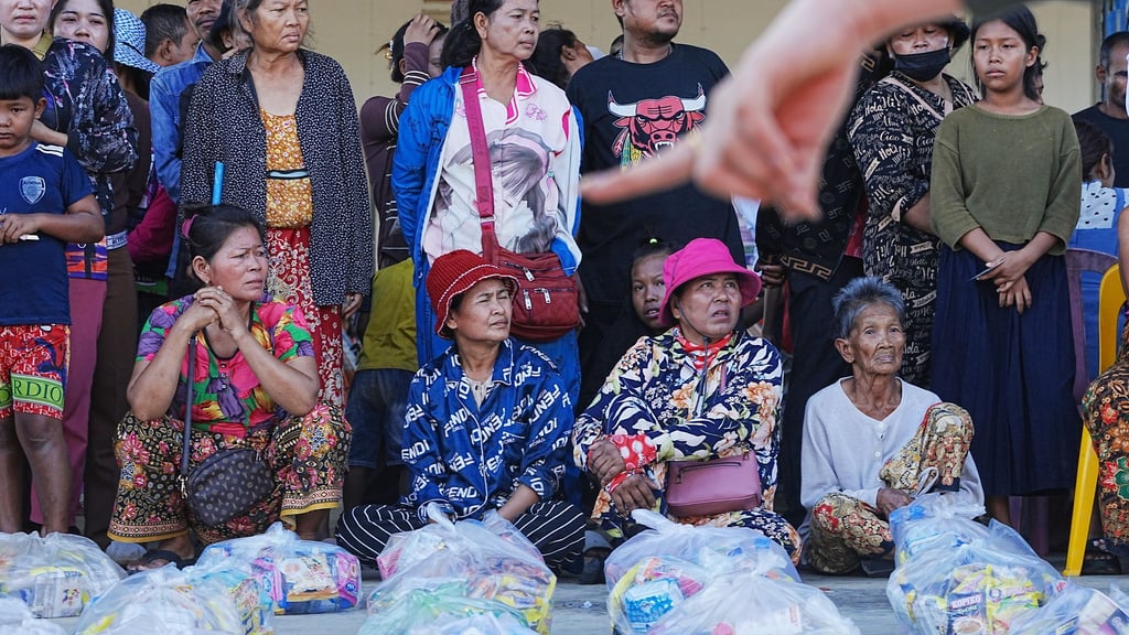 Der Konflikt zwischen Thailand und Kambodscha hat bereits über 500.000 Zivilisten in die Flucht getrieben.