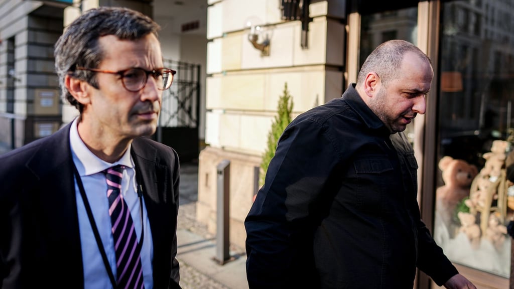 Zu den Gesprächen in Berlin reiste der ehemalige ukrainische Verteidigungsminister Rustem Umjerow an.