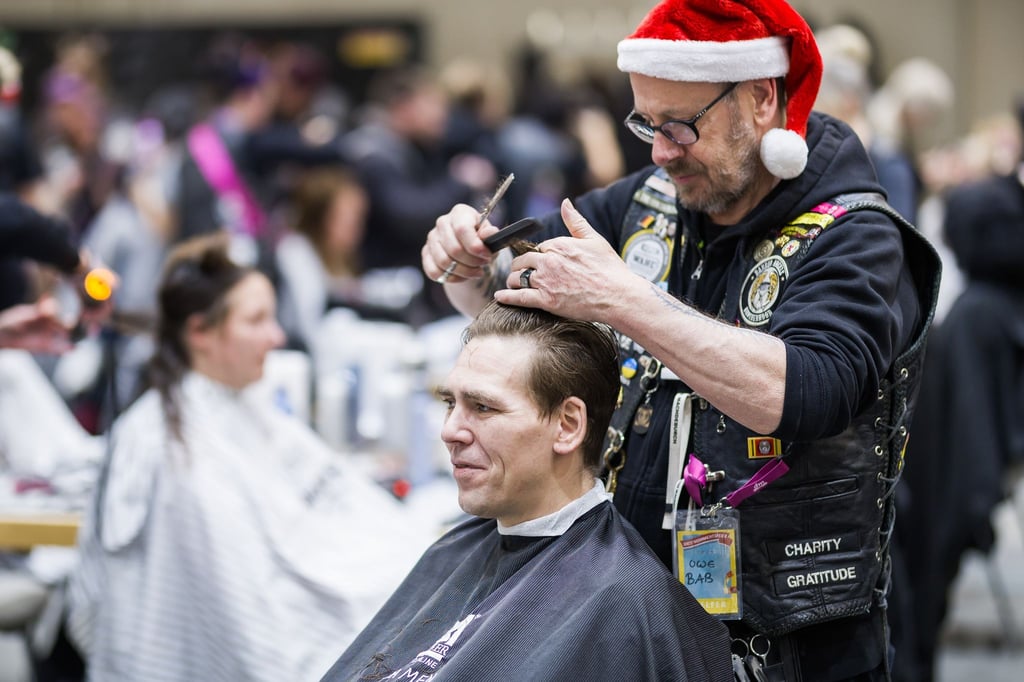 Rund 400 Menschen erhielten einen neuen Haarschnitt.