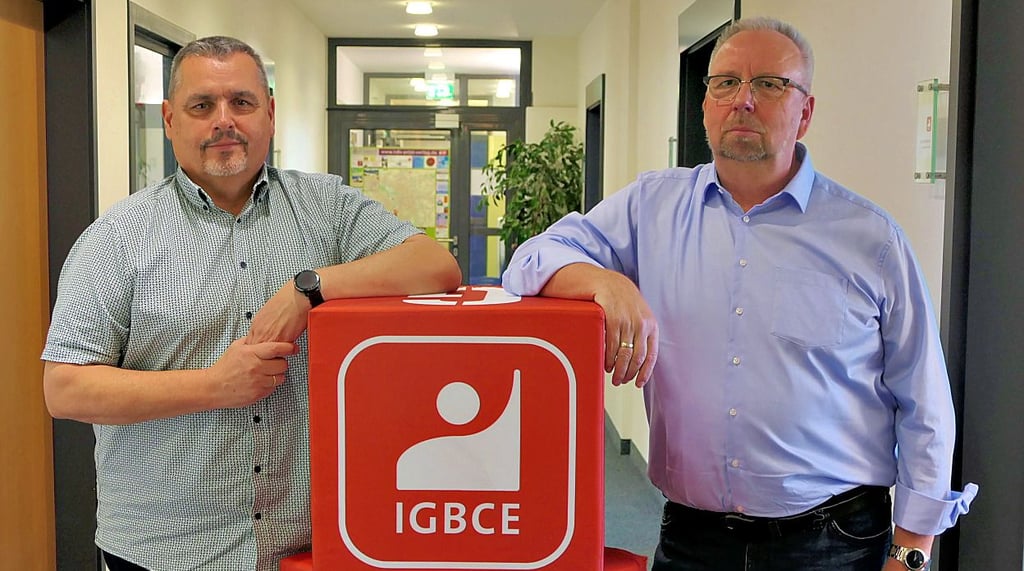 Dow-Betriebsräte Dieter Macke und Andreas Zielke haben noch Hoffnung. 