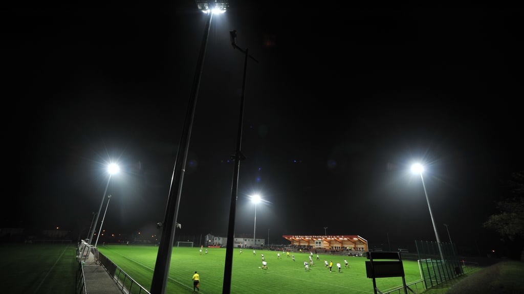 Die Sportanlage Thalheim soll aus Sicht des Stadtrats mit Mitteln aus dem Bundesprogramm saniert werden.