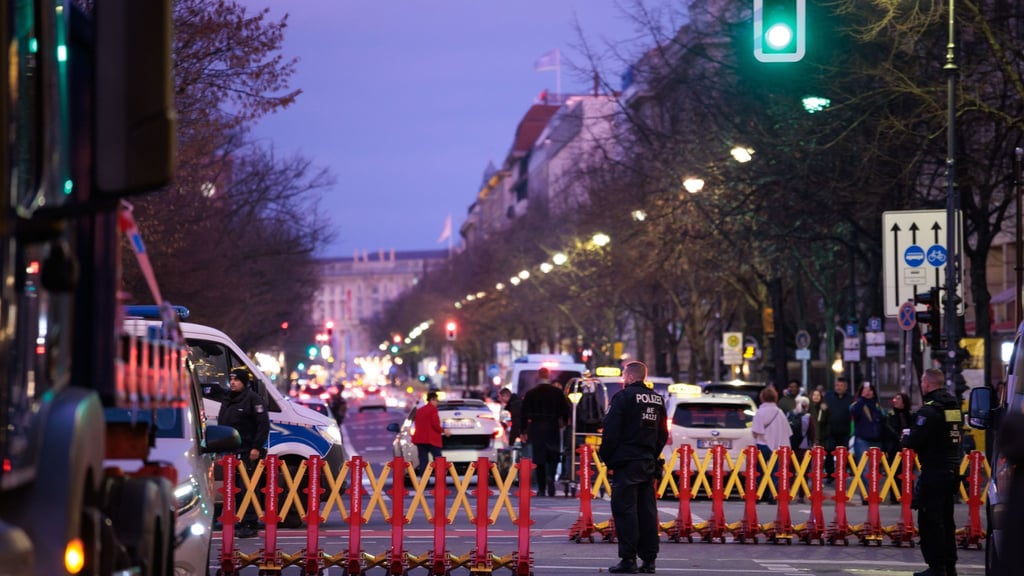 Auch am Montag ist wegen des Staatsbesuchs mit Verkehrsbeeinträchtigungen zu rechnen, unter anderem auf der A113.