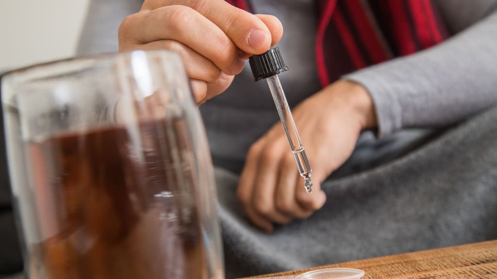 Kapseln, Tabletten, Tropfen, Säfte: Nahrungsergänzungsmittel mit Vitamin D gibt es in ganz unterschiedlichen Formen.