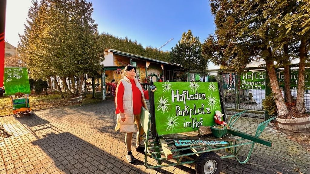 Die Uhr tickt. Elvira Schepers macht ihren Hofladen in Tornau kurz vor Weihnachten für immer zu.