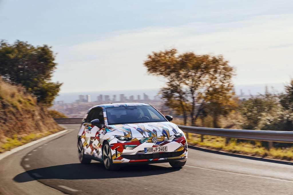 Der neue ID.Polo wird ab Sommer als Einstieg in die Elektromobilität bei VW angeboten: Der Grundpreis liegt bei 24.990 Euro.