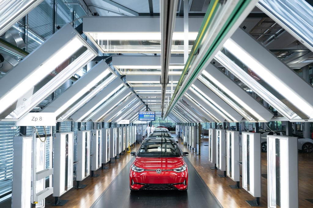 Das letzte Auto aus Dresden ist ein roter ID.3. (Archivbild)