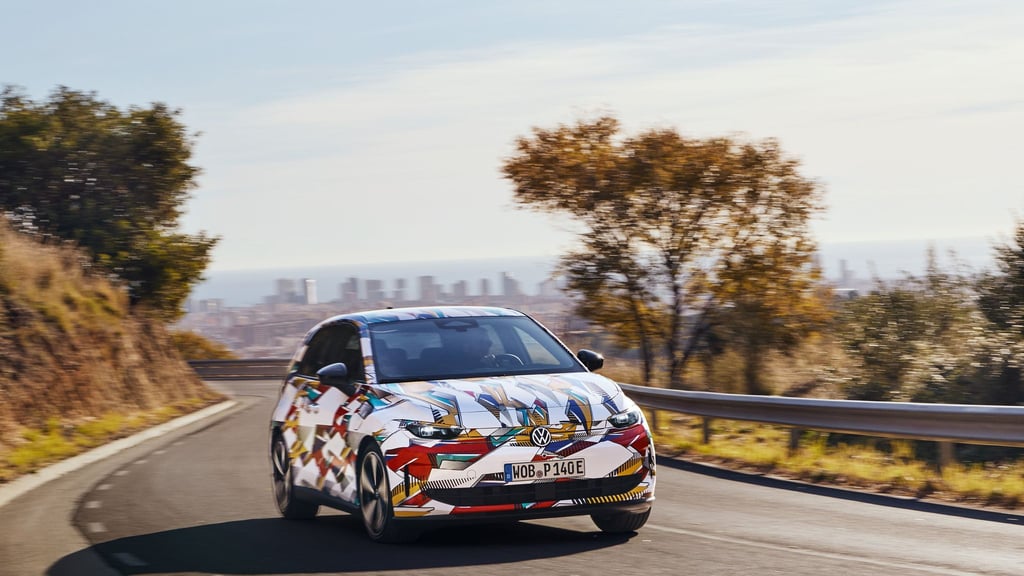 Der neue ID.Polo wird ab Sommer als Einstieg in die Elektromobilität bei VW angeboten: Der Grundpreis liegt bei 24.990 Euro.