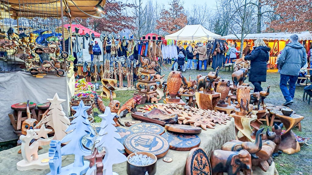 Der Mittelaltermarkt prägt schon seit Jahren die Historische Weihnacht in Wolfen – und wartet stets mit attraktiven Angeboten auf.