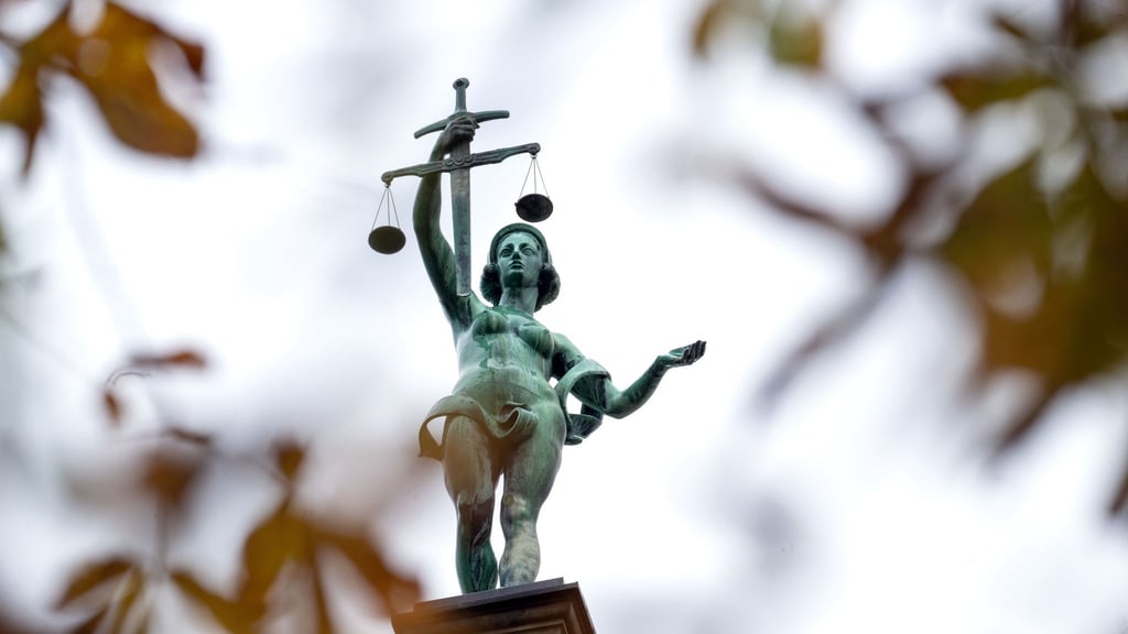 Fast 40.000 Mal sprachen Richter Strafen nach dem Jugendgerichtsgesetz aus. (Symbolbild)