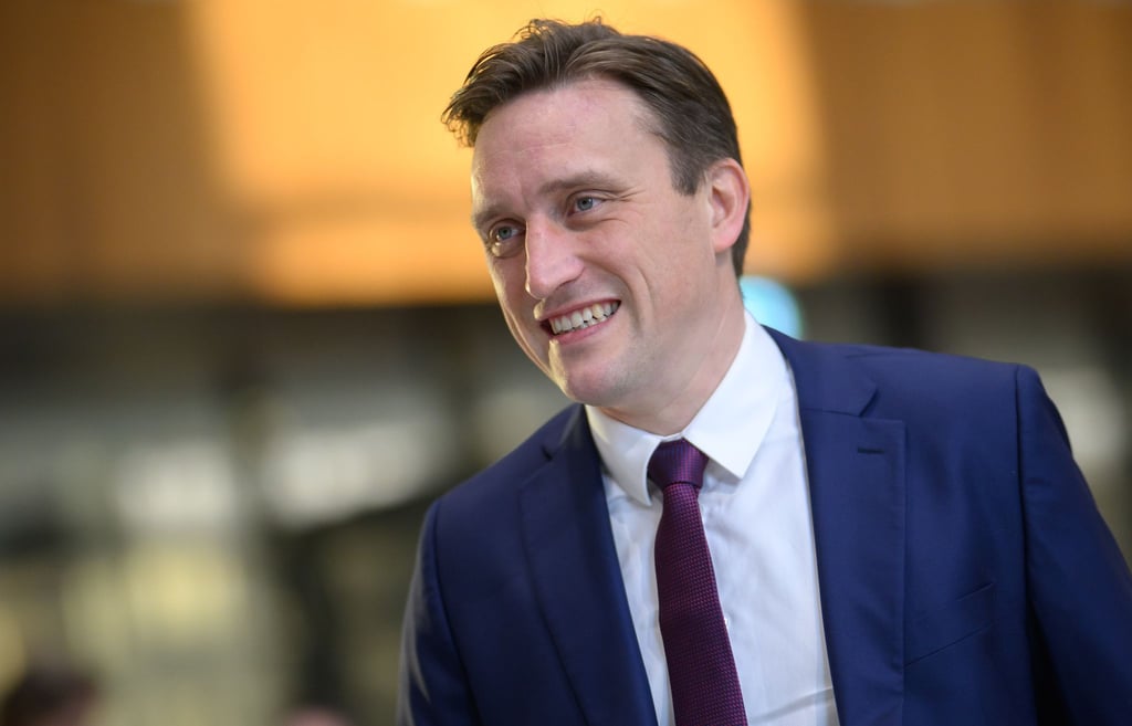 CDU-Fraktionschef Lechner teilt in der Haushaltsdebatte gegen SPD und Grüne aus.