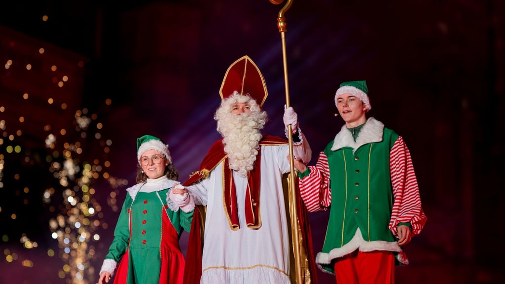 Die Landesdirektion in Sachsen erteilt Weihnachtswichteln die Arbeitserlaubnis. (Symbolbild)