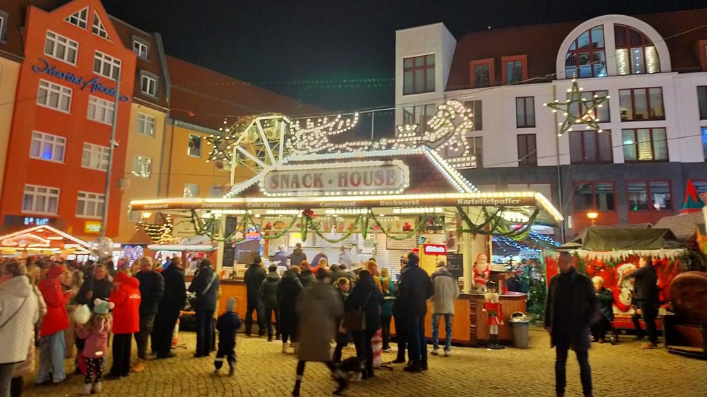Der Weihnachtsmarkt in Halberstadt hat bekanntlich nicht den besten Ruf in den sozialen Medien.