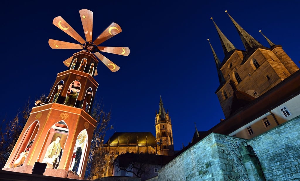 Im vergangenen Jahr kamen rund 1,25 Millionen Menschen auf den beliebten Erfurter Weihnachtsmarkt. (Archivbild)