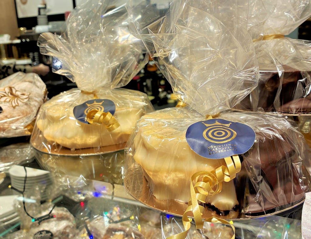 Kunden der Coffee-Lounge Kerkow in der Breiten Straße in Stendal kaufen gern die „Königlichen Salzwedeler Baumkuchen“.