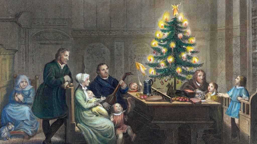 Ob Weihnachten bei  Martin Luther und seiner Familie einst wirklich so harmonisch war, wie es diese Illustration aus dem 19. Jahrhundert darstellt?     Wahr ist, dass es in vielen Haushalten unter dem Weihnachtsbaum längst nicht so besinnlich zugeht wie in diesem Idealbild. 