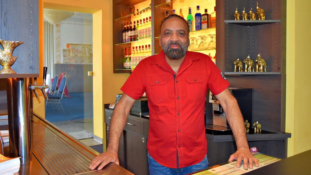 Amarjit Singh betreibt seit vielen Jahren die Gastronomie „Mumbay“ in Lebien. Auch während der Feiertage hat sein Betrieb geöffnet. Das hat einen bestimmten Grund.