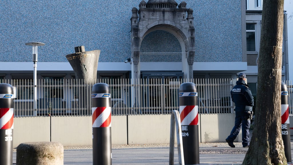 Schützen jüdische Einrichtungen: sogenannte Oktablöcke.