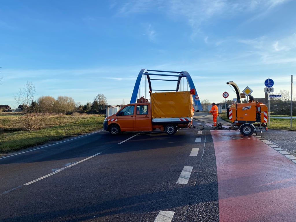Güsen ist auf Grund eines Bombenfundes gesperrt.