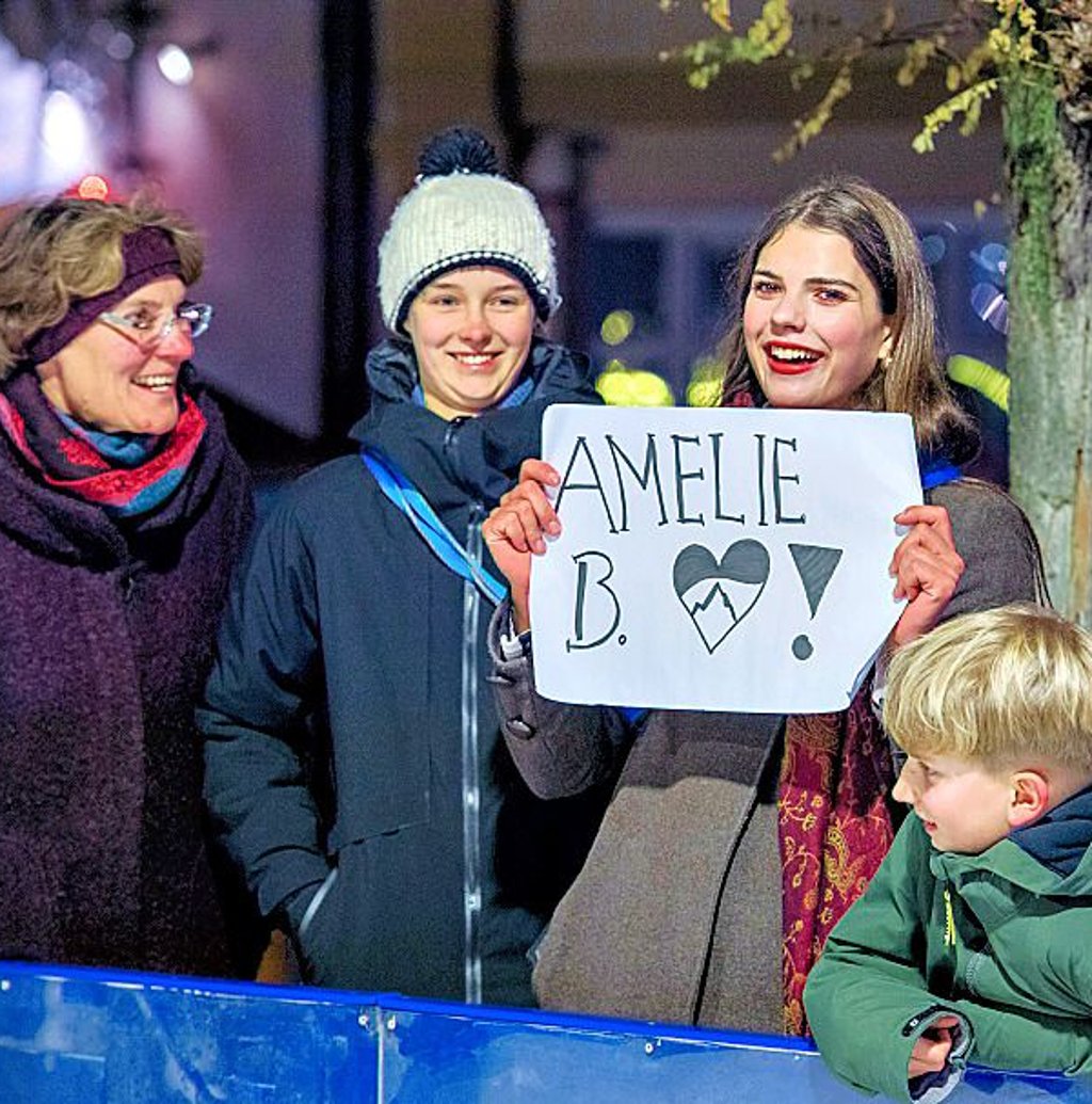 „Rockstar“-Kletterin Amelie Bier wurde von der Bande aus angefeuert – mit Erfolg! Bronze war der Lohn.