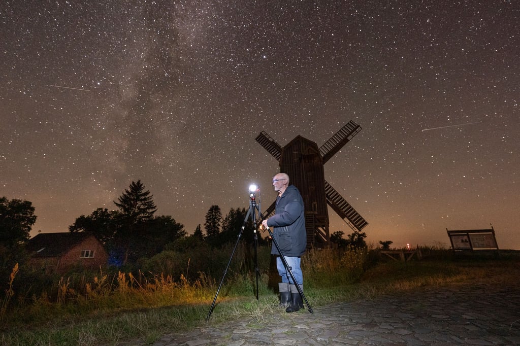 Für Astrofotografen wie Helmut Schnieder ist die Altmark ein besonders gut geeigneter Ort. (Archivbild)